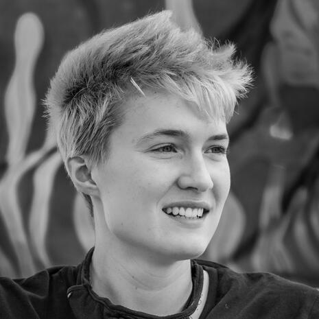 Ali ๐ฌ๐ง Commentator